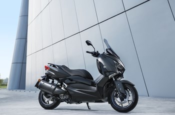 Yamaha XMAX 300 IRON MAX 2019 - Bild 18 Yamaha XMAX 300 IRON MAX 2019 - Bild 18