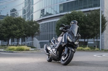 Yamaha XMAX 400 Iron Max 2019 - Bild 2 Yamaha XMAX 400 Iron Max 2019 - Bild 2