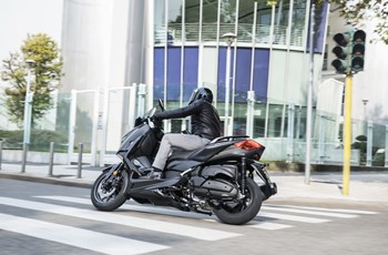 Yamaha XMAX 400 Iron Max 2019 - Bild 4 Yamaha XMAX 400 Iron Max 2019 - Bild 4