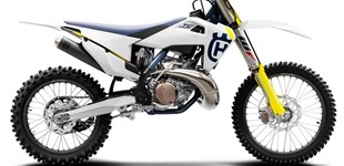 KTM 125 SX 2019 vs Husqvarna TC 250 2019 KTM 125 SX 2019 vs Husqvarna TC 250 2019