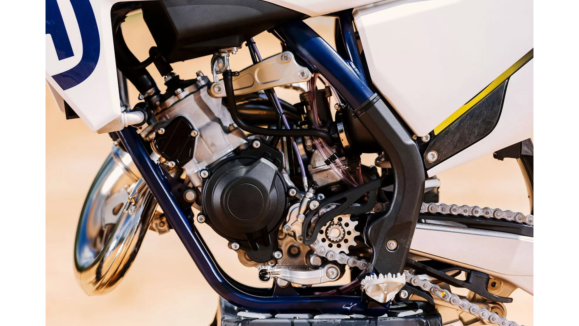 Husqvarna TC 125 - Image 12 Husqvarna TC 125 - Image 12