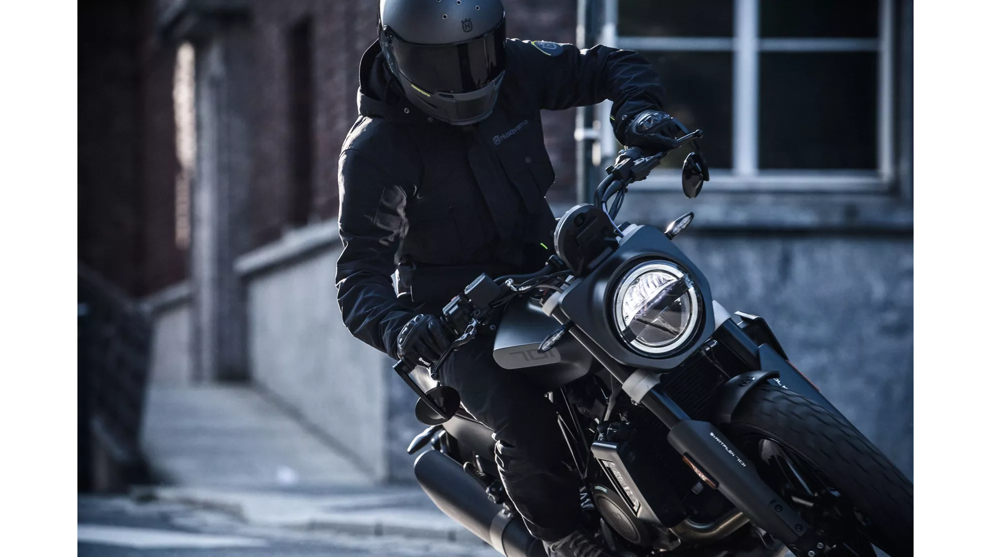 Husqvarna Svartpilen 701 - Image 6 Husqvarna Svartpilen 701 - Image 6