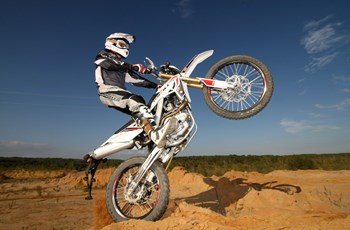 Rieju Marathon Cross 125 2019 - Bild 3