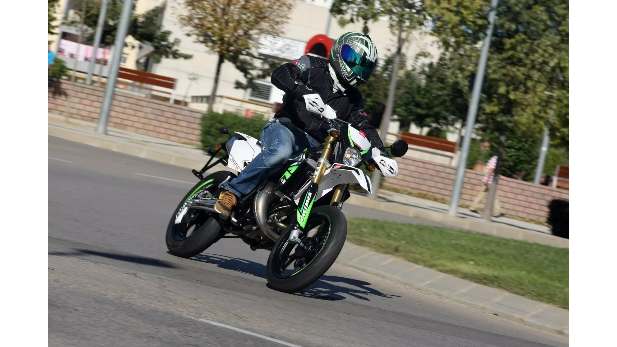 Rieju MRT Freejump 50 Supermoto - Image 5 Rieju MRT Freejump 50 Supermoto - Image 5