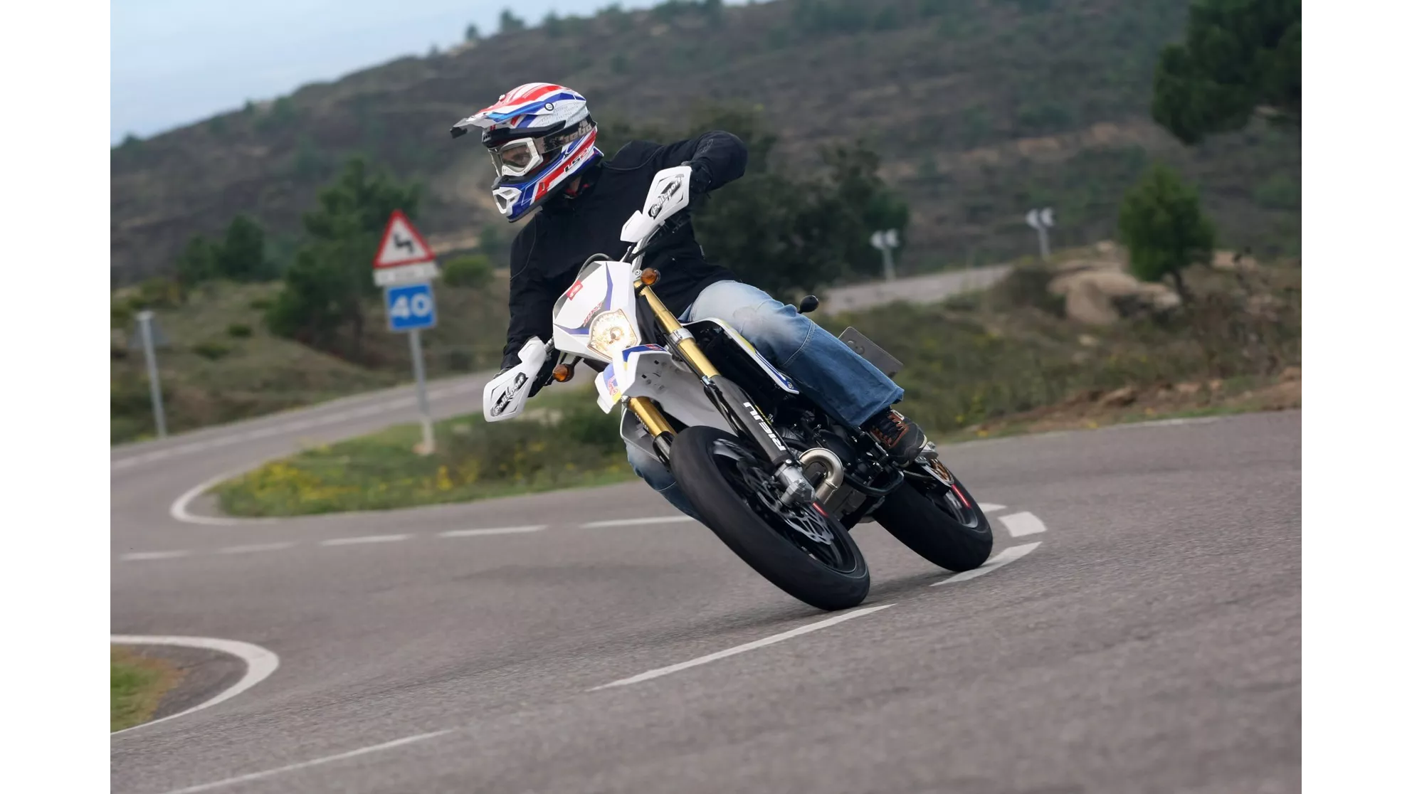 Rieju MRT Freejump 50 Supermoto - Image 6 Rieju MRT Freejump 50 Supermoto - Image 6