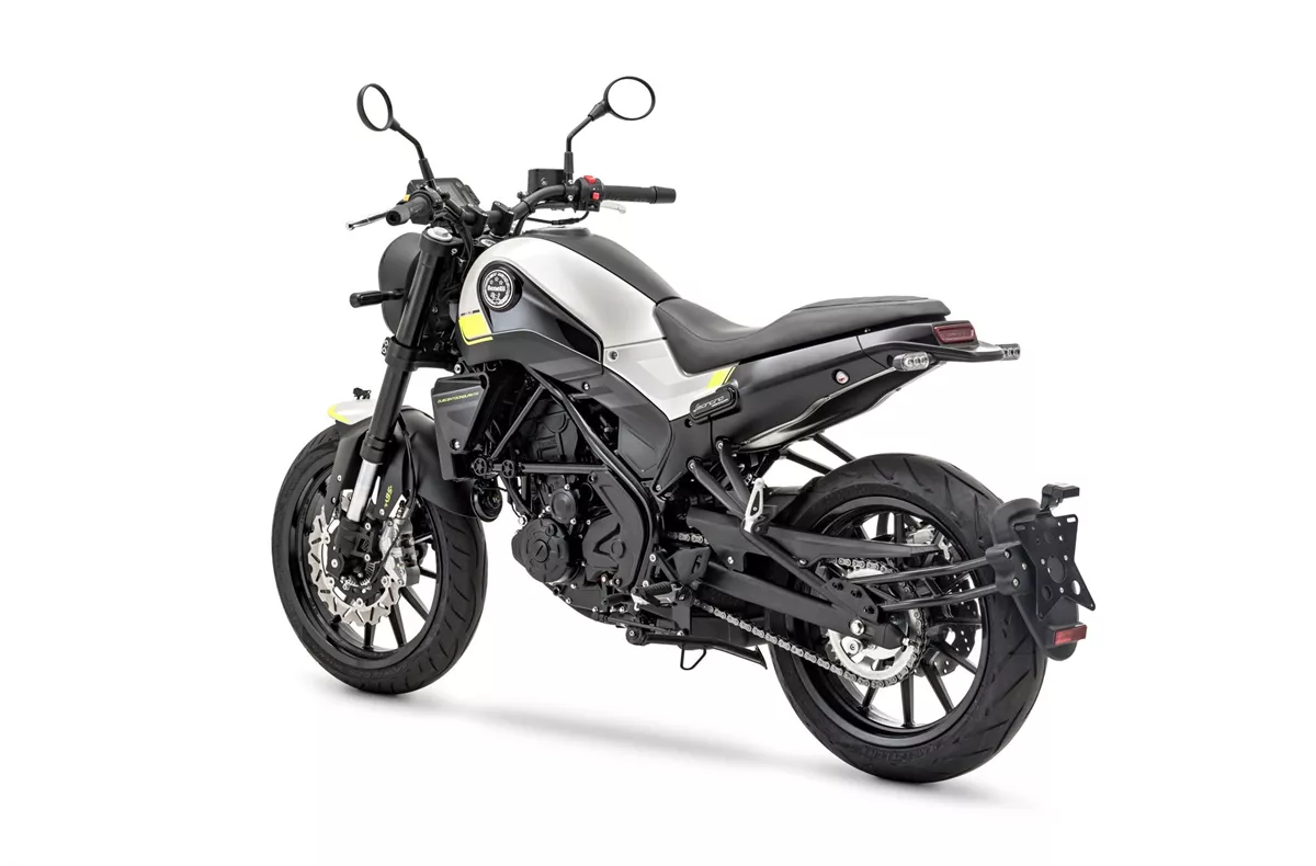 Benelli Leoncino 125 Benelli Leoncino 125
