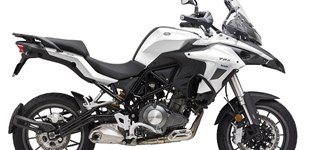 QJ Motor SRT 600 SX 2025 vs Benelli TRK 502 2019