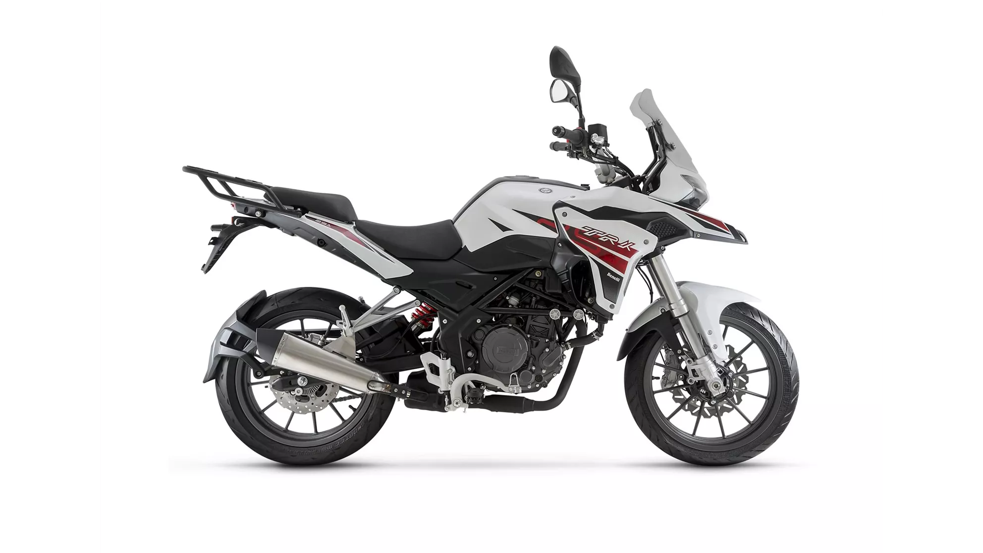 Benelli TRK 251 - Image 1 Benelli TRK 251 - Image 1