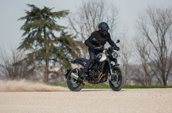 Benelli Leoncino 500 Trail 2019 - Bild 7