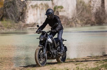 Benelli Leoncino 500 Trail 2019 - Bild 11