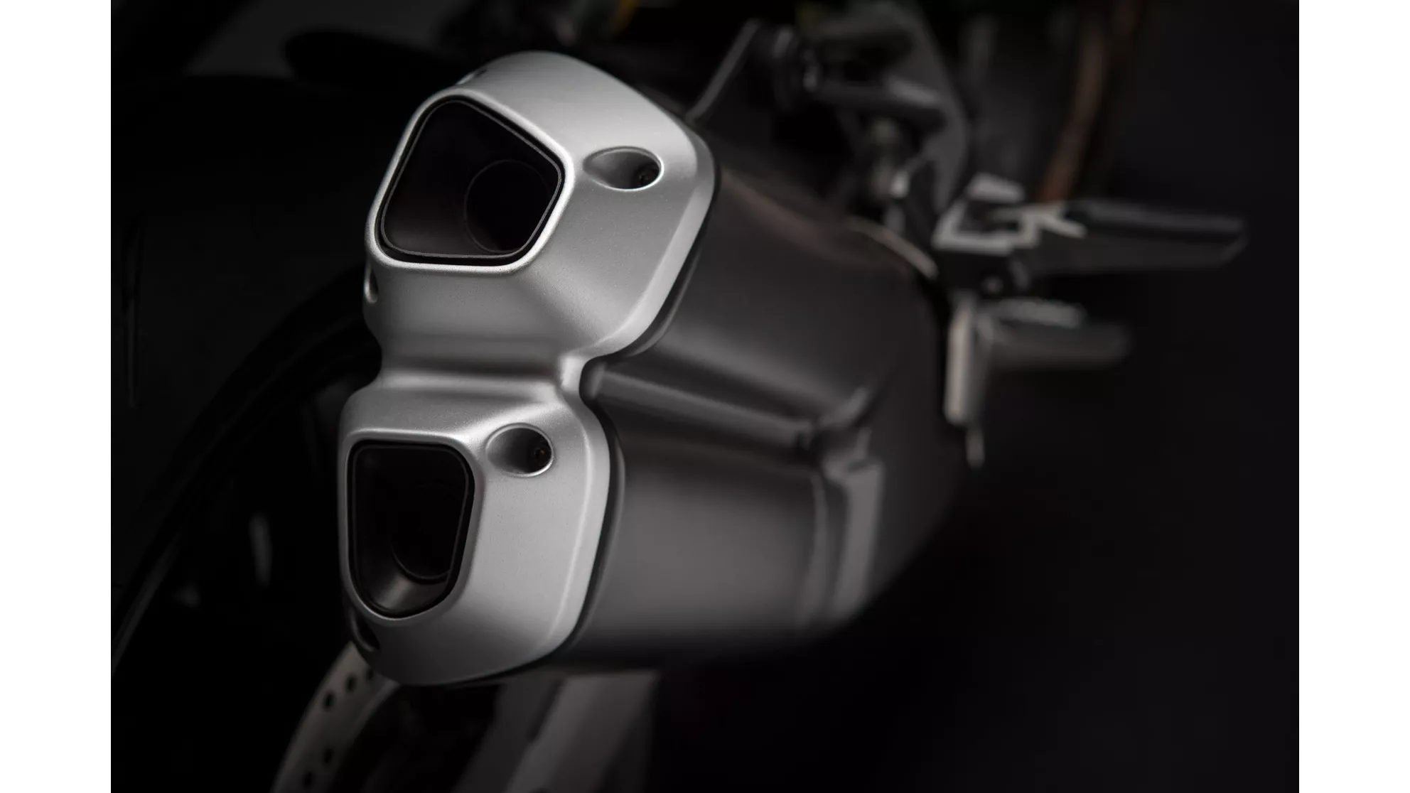 Ducati Monster 821 - Image 19 Ducati Monster 821 - Image 19