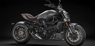 Ducati Multistrada 1260 S 2018 vs Ducati XDiavel 2019