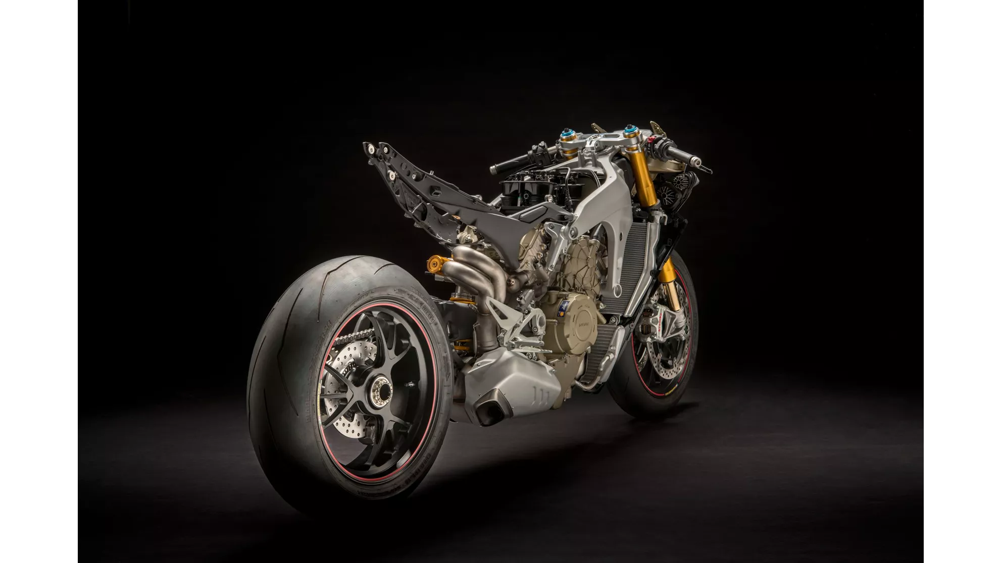 Ducati Panigale V4 - Image 5 Ducati Panigale V4 - Image 5