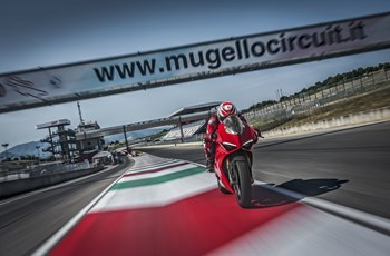 Ducati Panigale V4 S 2019 - Bild 5 Ducati Panigale V4 S 2019 - Bild 5