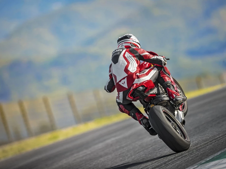Ducati Panigale V4 S Bild 9: Ducati Panigale V4 S