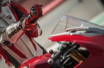 Ducati Panigale V4 S 2019 - Bild 14 Ducati Panigale V4 S 2019 - Bild 14