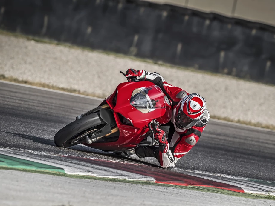 Ducati Panigale V4 S Bild 17: Ducati Panigale V4 S