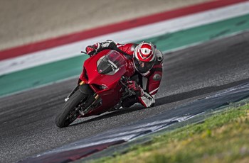 Ducati Panigale V4 S 2019 - Bild 24 Ducati Panigale V4 S 2019 - Bild 24