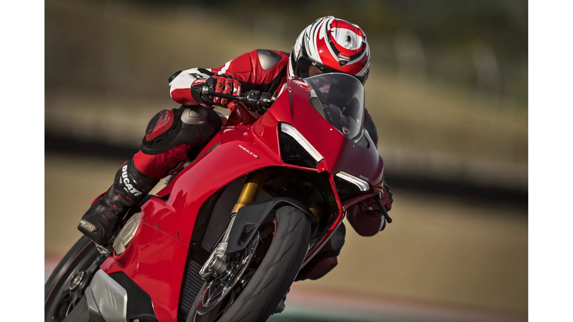 Ducati Panigale V4 S - Image 23 Ducati Panigale V4 S - Image 23