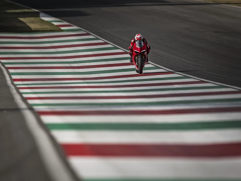 Ducati Panigale V4 S Bild 25: Ducati Panigale V4 S