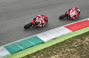 Ducati Panigale V4 R 2019 - Bild 2 Ducati Panigale V4 R 2019 - Bild 2