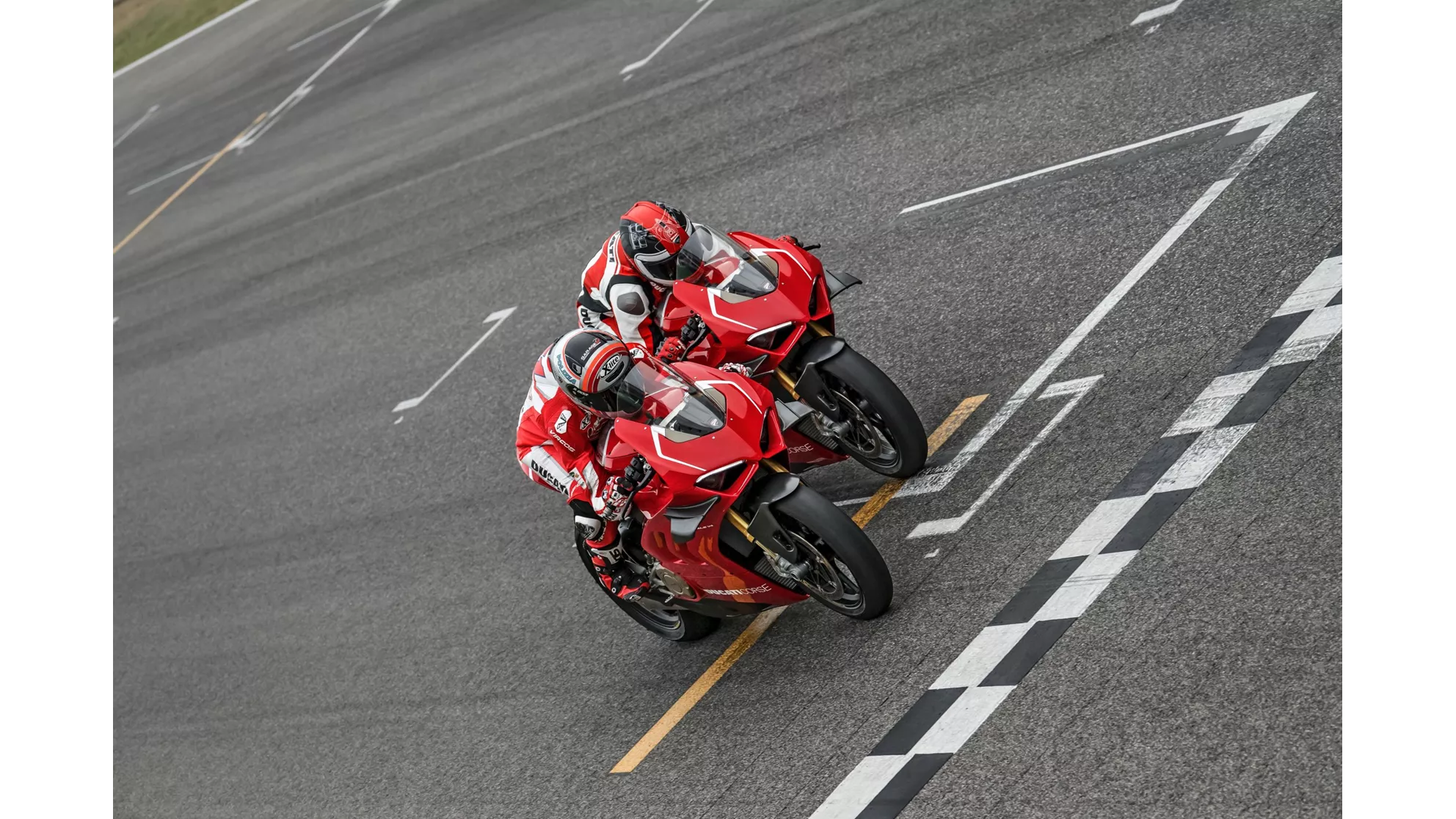 Ducati Panigale V4 R - Image 12 Ducati Panigale V4 R - Image 12