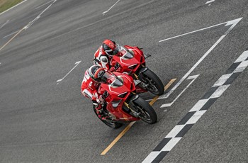 Ducati Panigale V4 R 2019 - Bild 14 Ducati Panigale V4 R 2019 - Bild 14
