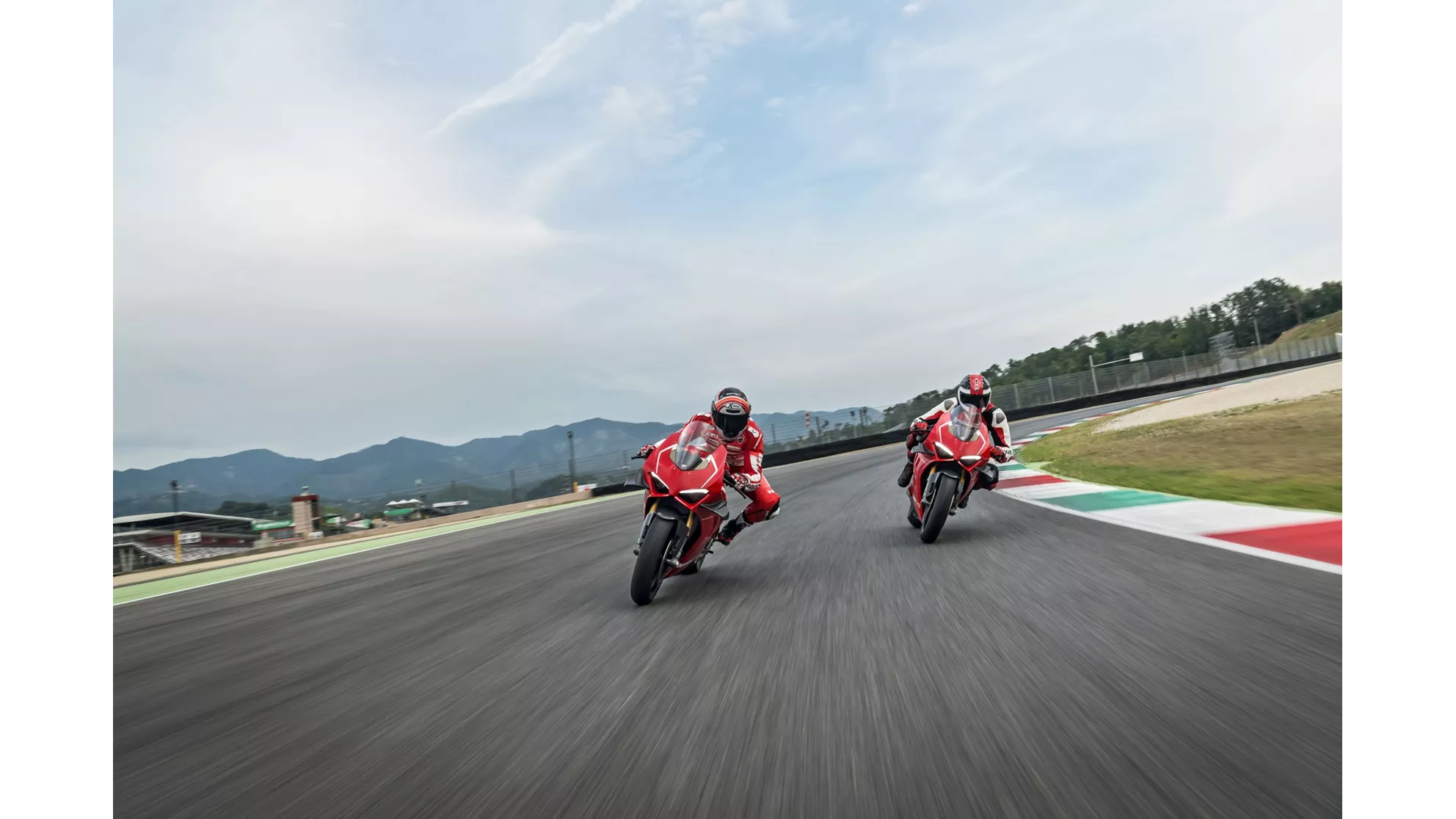 Ducati Panigale V4 R - Image 19 Ducati Panigale V4 R - Image 19