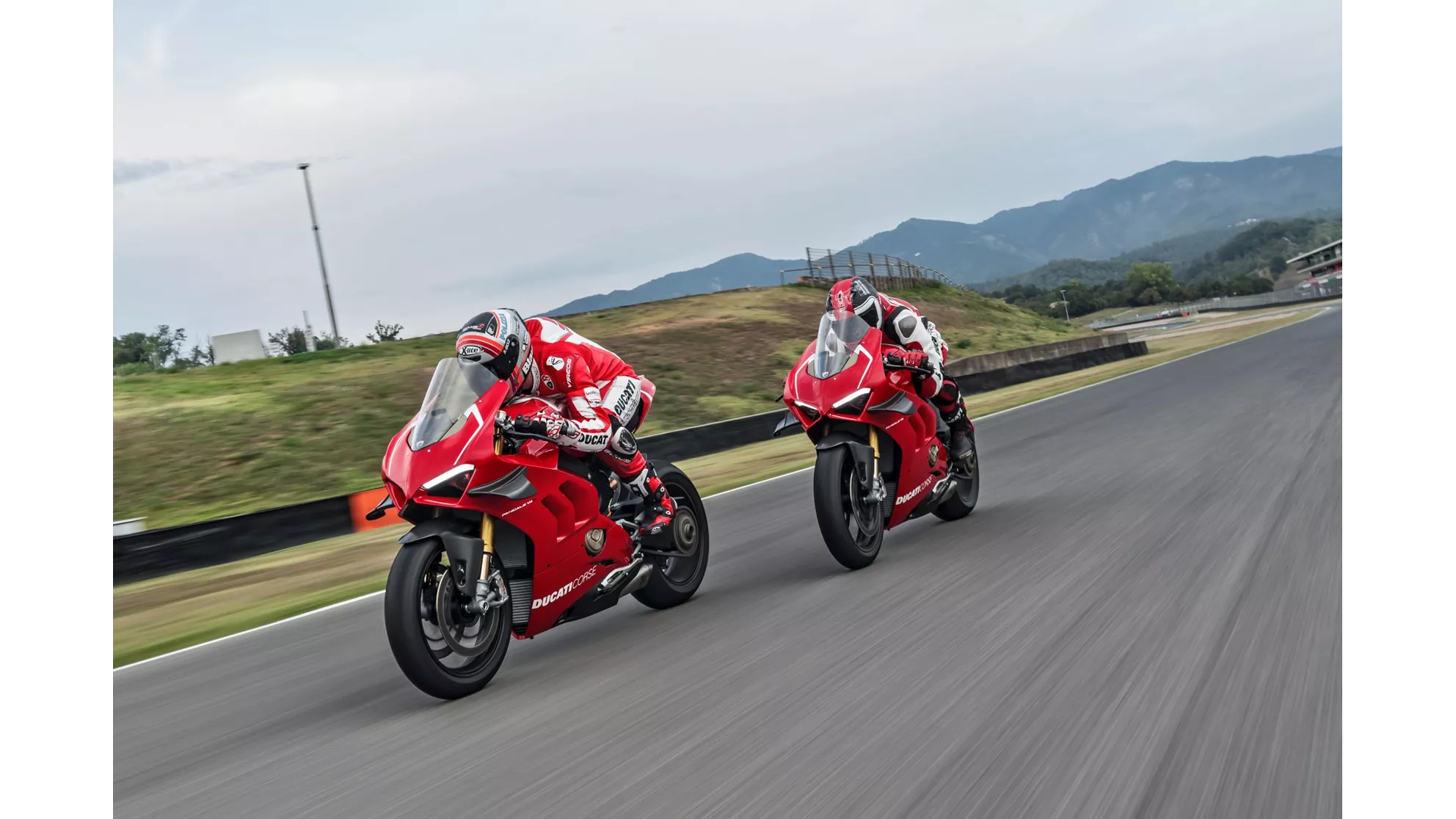 Ducati Panigale V4 R - Image 22 Ducati Panigale V4 R - Image 22