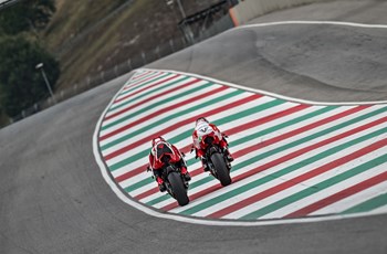Ducati Panigale V4 R 2019 - Bild 45 Ducati Panigale V4 R 2019 - Bild 45