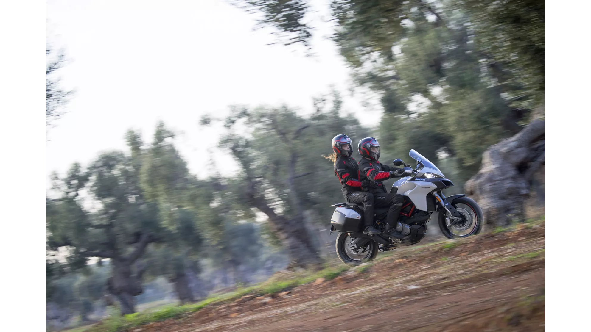Ducati Multistrada 950 S - Image 15 Ducati Multistrada 950 S - Image 15