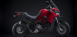 Ducati Multistrada 950 S 2019 vs Ducati Multistrada V2 S 2023