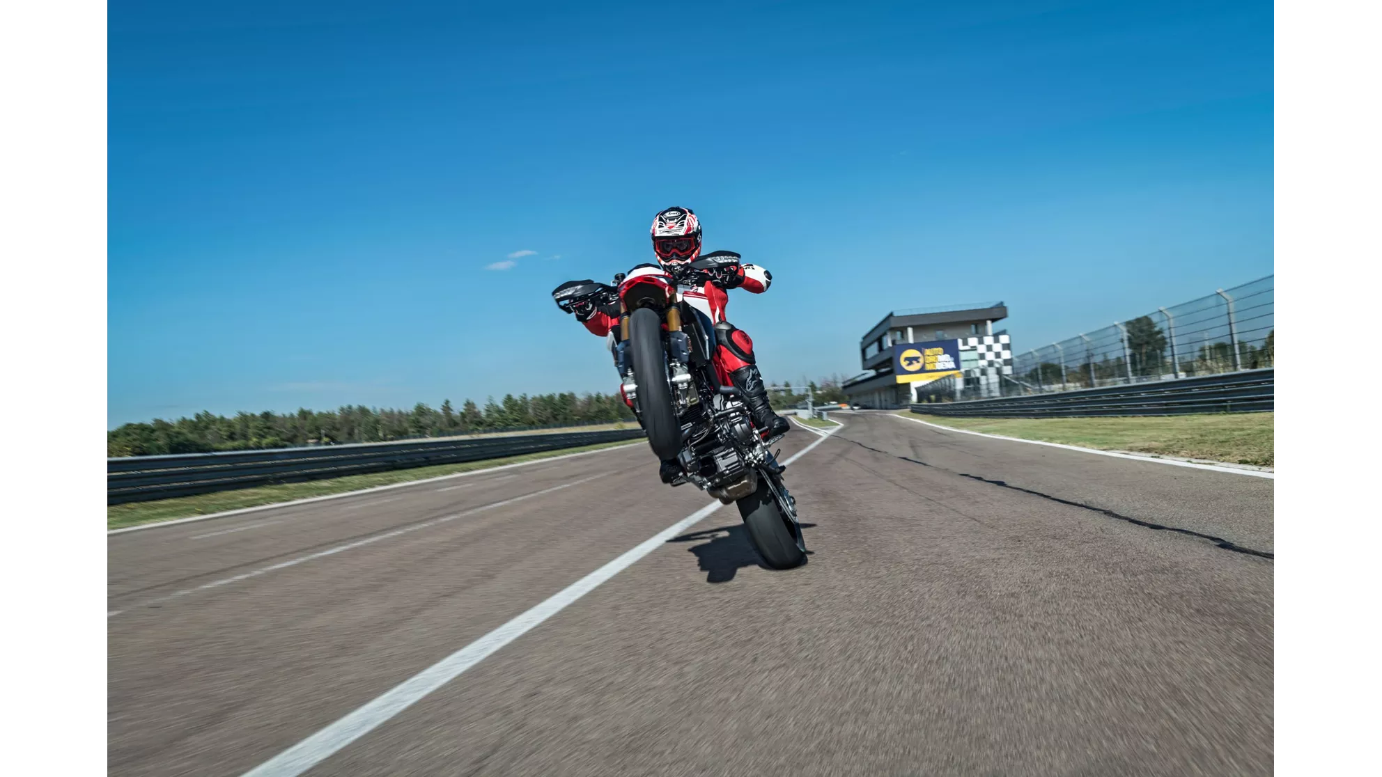Ducati Hypermotard 950 SP - Image 6 Ducati Hypermotard 950 SP - Image 6