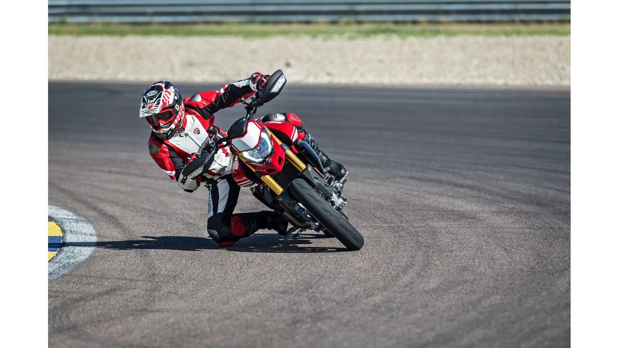Ducati Hypermotard 950 SP - Image 14 Ducati Hypermotard 950 SP - Image 14