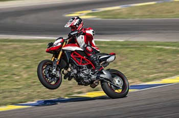 Ducati Hypermotard 950 SP 2019 - Bild 32 Ducati Hypermotard 950 SP 2019 - Bild 32
