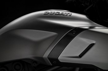 Ducati Diavel 1260 S 2019 - Bild 48 Ducati Diavel 1260 S 2019 - Bild 48
