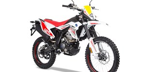 KTM 125 Duke 2024 vs FB Mondial SMX 125i Enduro 2019