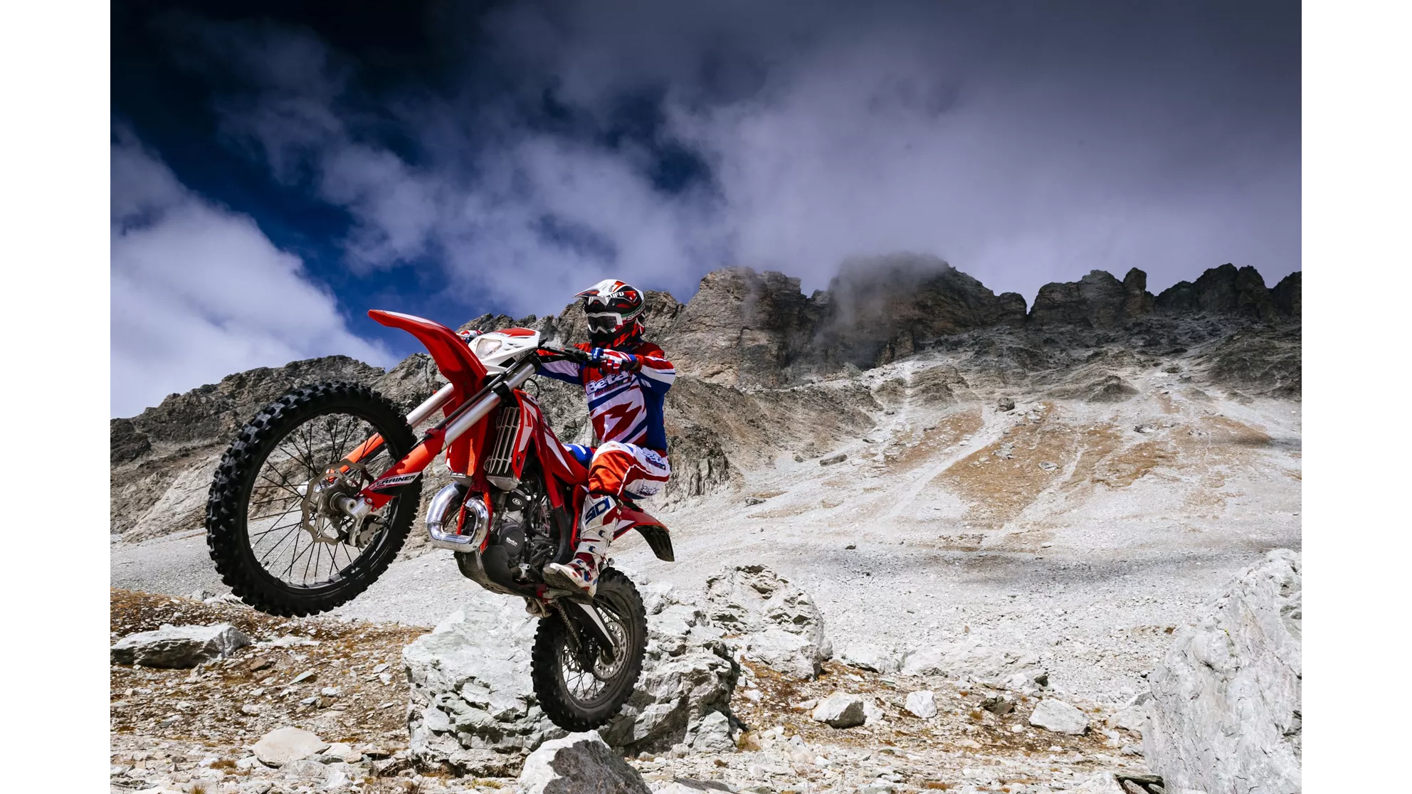 Beta Xtrainer 300 - Image 12 Beta Xtrainer 300 - Image 12