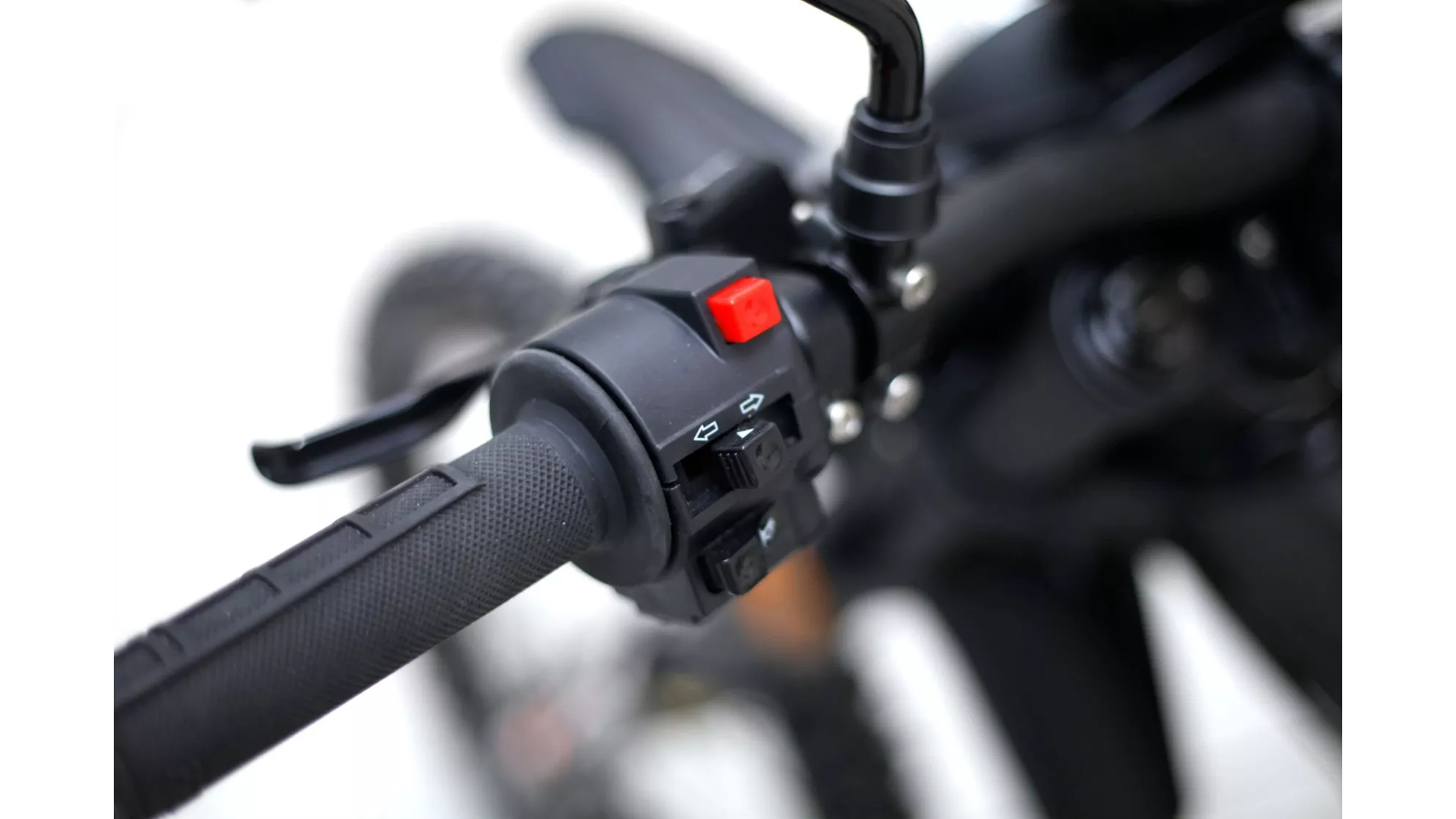 Sur-Ron Firefly - Image 3 Sur-Ron Firefly - Image 3