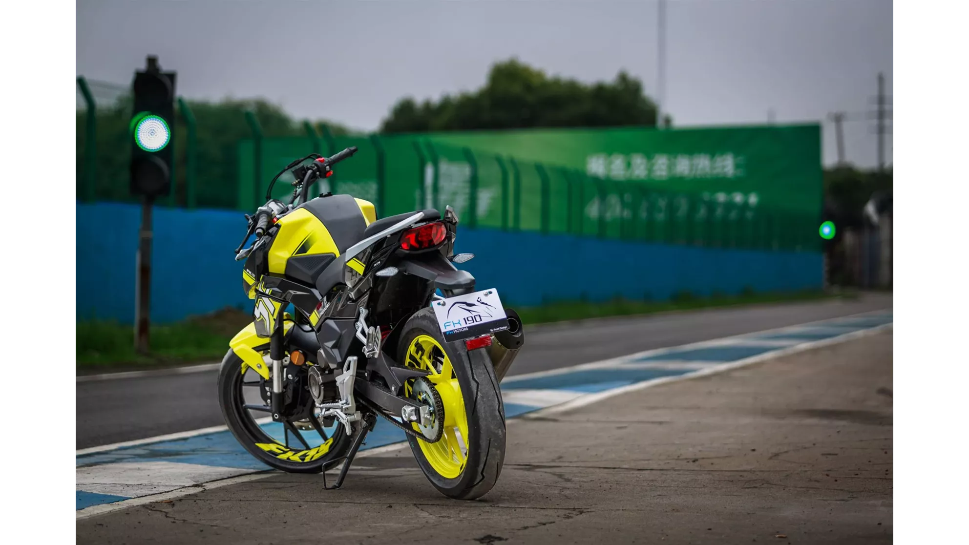 FK Motors FK 12 SF Street-Fighter - Image 3 FK Motors FK 12 SF Street-Fighter - Image 3