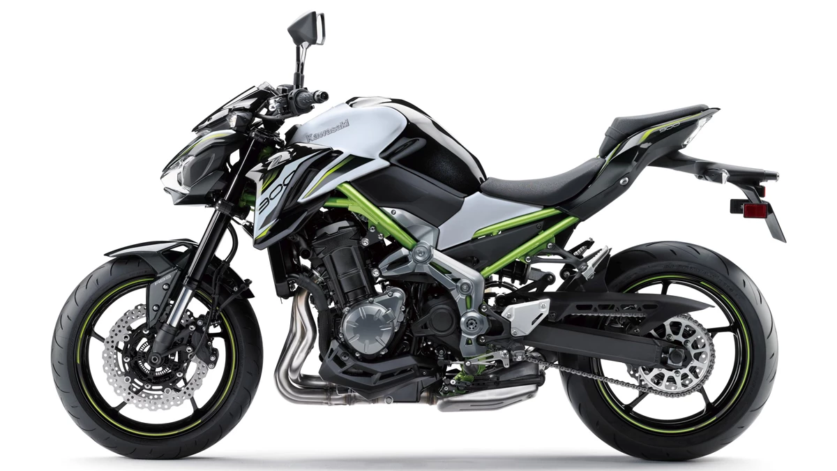 Kawasaki Z900 Bild 3: Kawasaki Z900