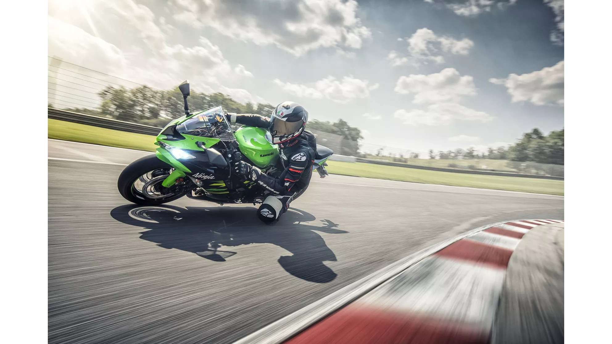 Kawasaki Ninja ZX-6R - Image 12 Kawasaki Ninja ZX-6R - Image 12