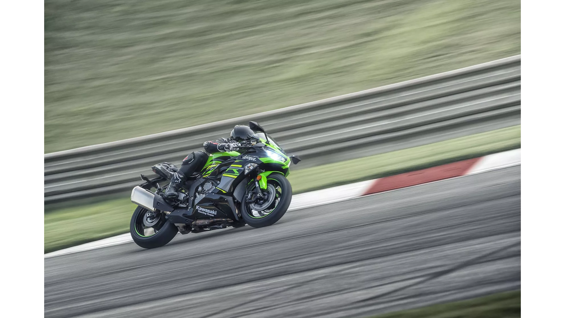 Kawasaki Ninja ZX-6R - Image 17 Kawasaki Ninja ZX-6R - Image 17