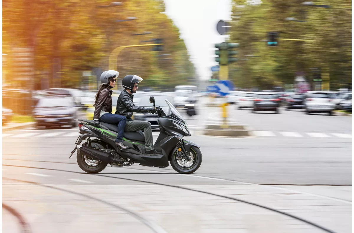 Kawasaki J300 Kawasaki J300