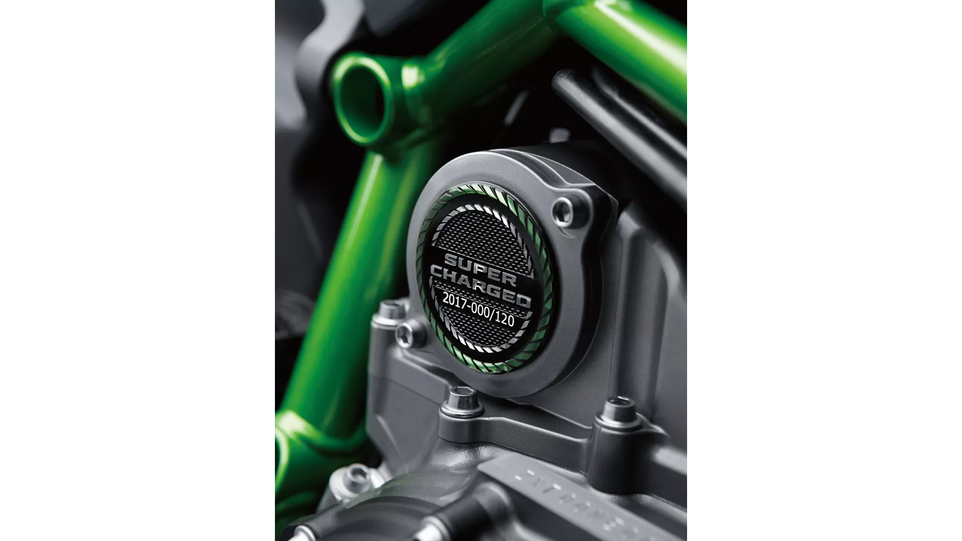 Kawasaki Ninja H2 Carbon - Image 1 Kawasaki Ninja H2 Carbon - Image 1