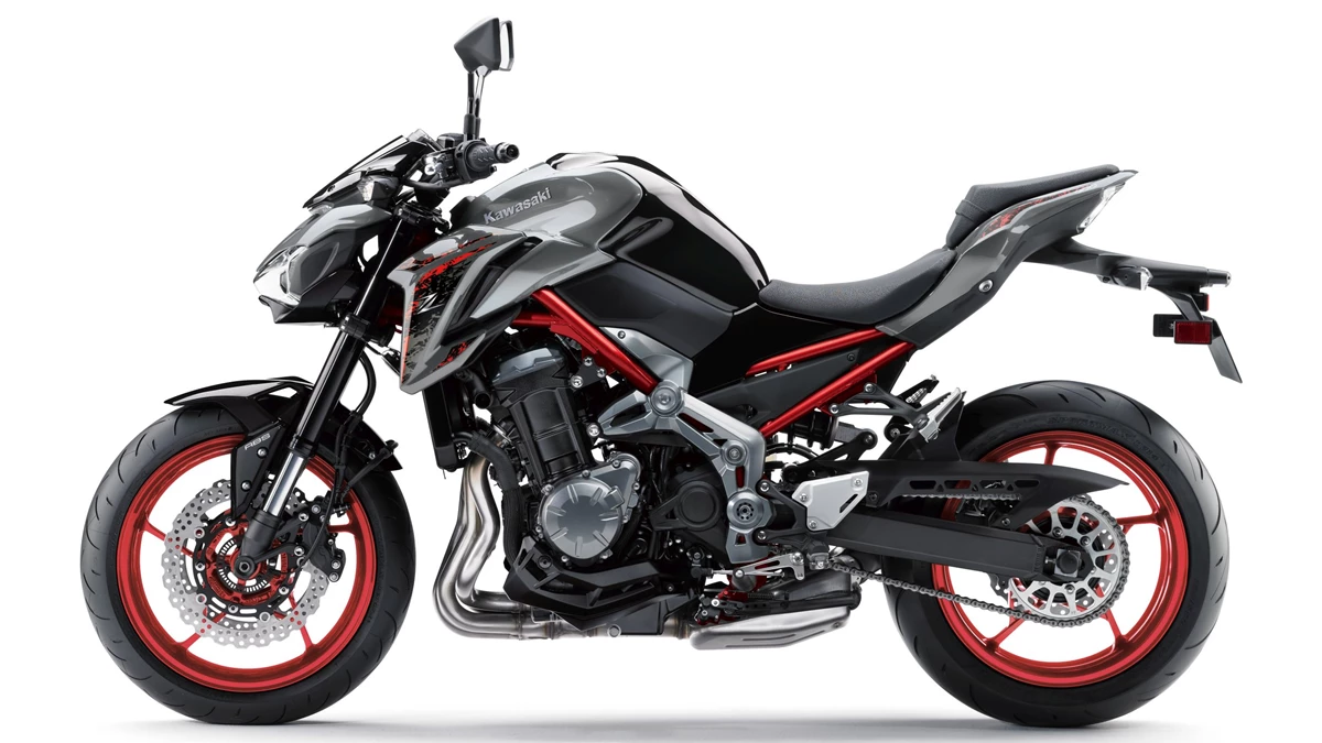 Kawasaki Z900 70kW Bild 3: Kawasaki Z900 70kW