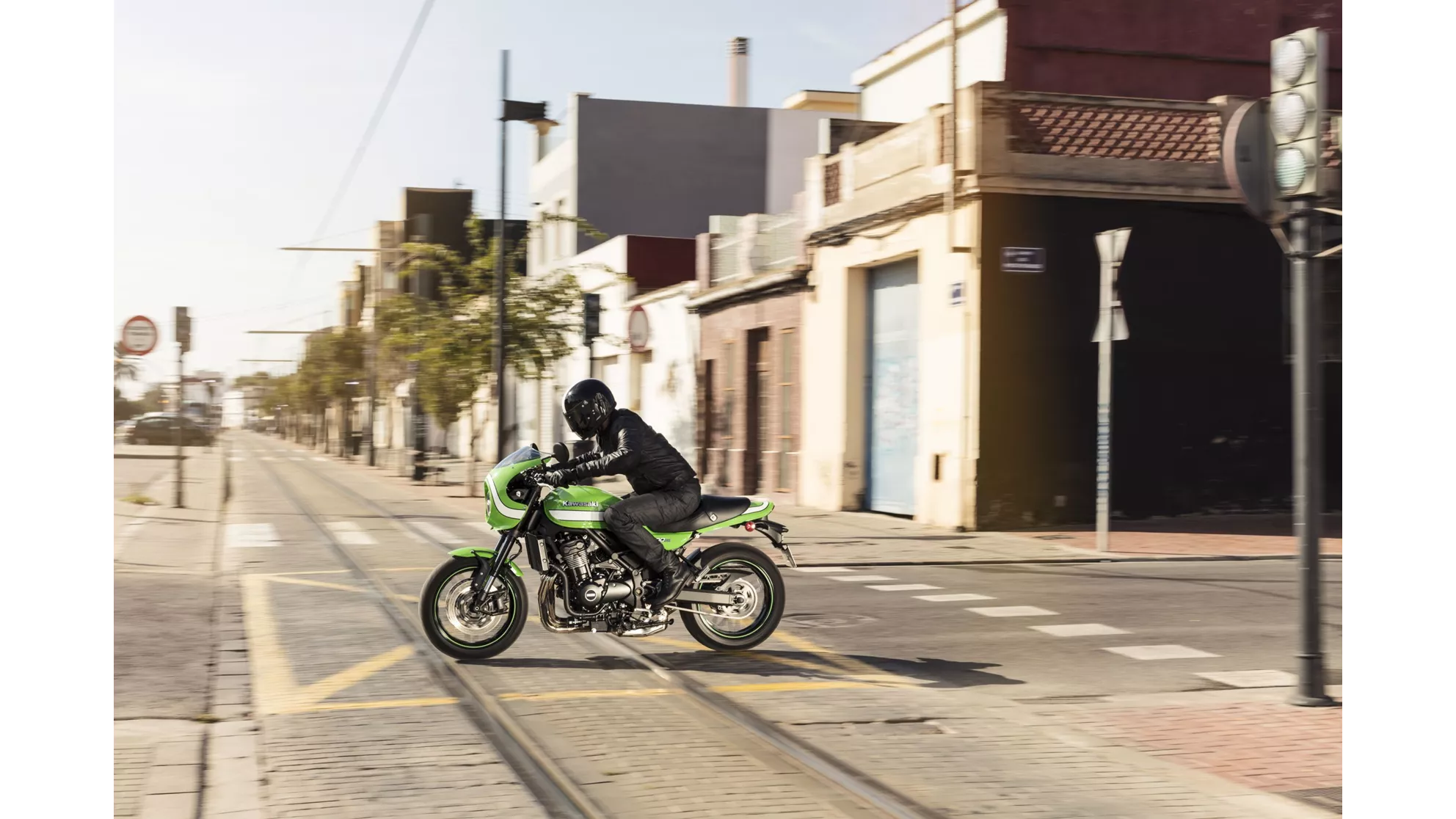 Kawasaki Z900 RS Cafe - Image 17 Kawasaki Z900 RS Cafe - Image 17