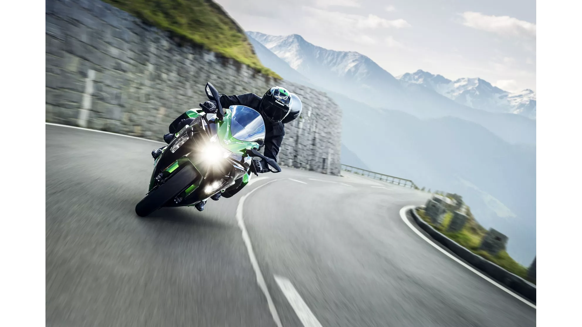 Kawasaki Ninja H2 SX SE - Image 15 Kawasaki Ninja H2 SX SE - Image 15