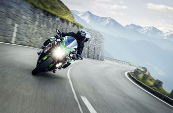 Kawasaki Ninja H2 SX SE 2019 - Bild 17 Kawasaki Ninja H2 SX SE 2019 - Bild 17