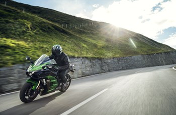 Kawasaki Ninja H2 SX SE 2019 - Bild 22 Kawasaki Ninja H2 SX SE 2019 - Bild 22